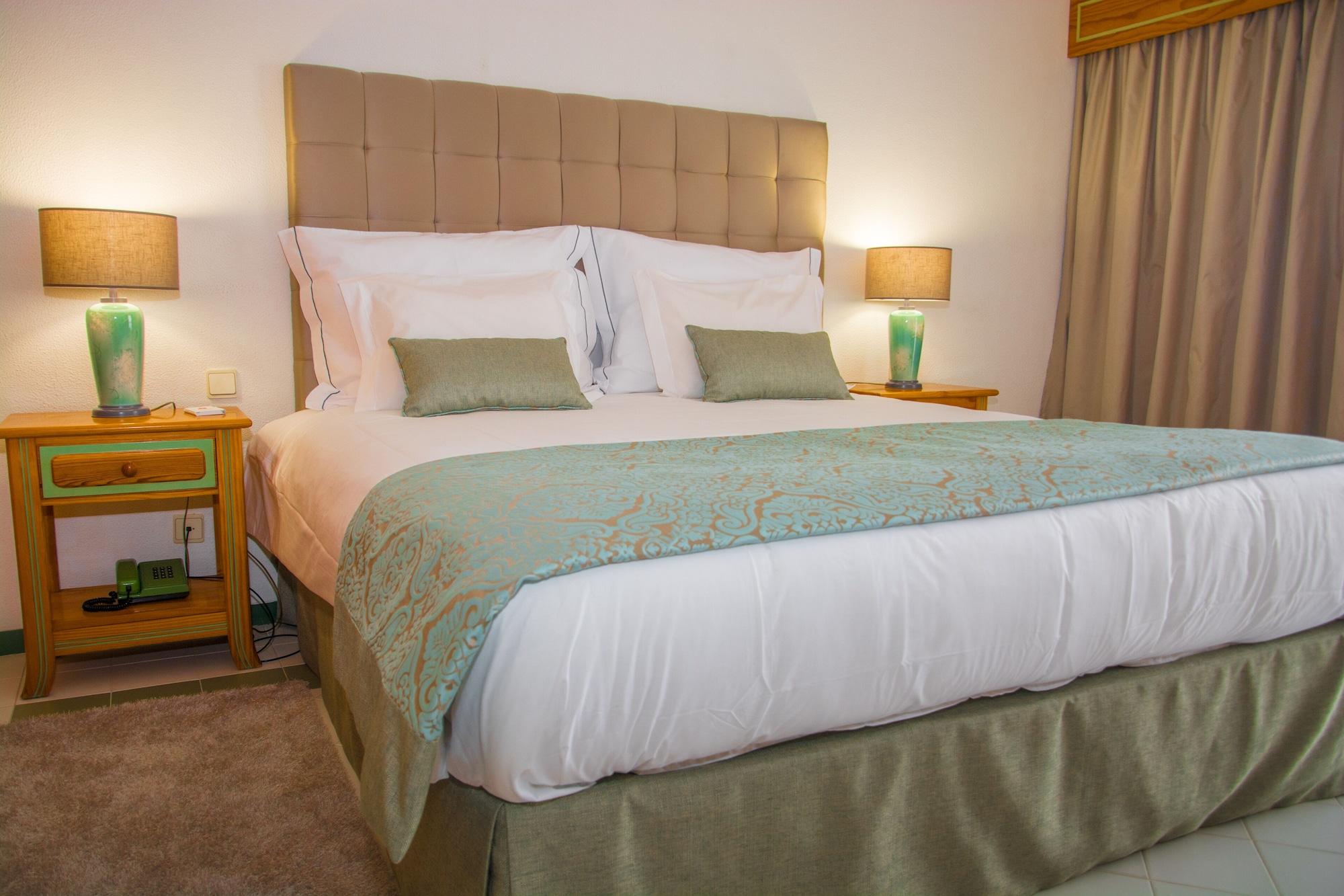 אלבופיירה Luna Hotel Da Oura מראה חיצוני תמונה